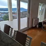 Apartmani Ema