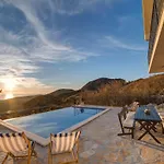 Villa Jelena With Private Pool - Lapcici
