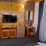 Rooms And Apartmants Mirovic