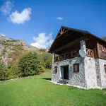 Bb Chalet