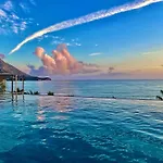 Hotel Ponta Plaza Conference & Spa