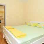 Cozy Apartment In Donja Lastva - Close To The Beach