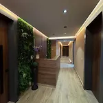 Montagna Apartments