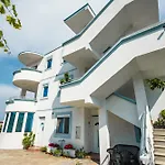 Kraja Apartments