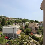 Magnolia Rooms And Apartments