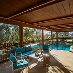 Carevic Resort & Villas