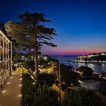 The New Hotel Mediteran - Villa Edition
