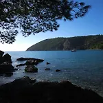 Montebar1