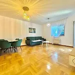 Comfort Family Apartment Eva