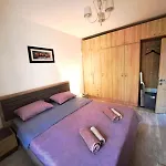 Cosy Flat In The Centre, Near The Bus And Railway Station