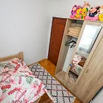Tim Apartment