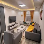 Main Street View Apartment Berane