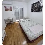 Studio 23