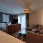 Apartments Lustro