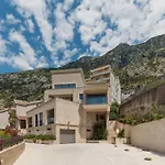 Sea View Paradise Apartment