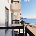 White Pearl, Casa Al Mare