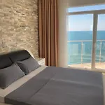 Sea Dreams Apartments