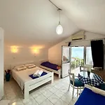 Apartmani Na Plazi Igalo