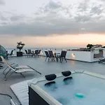 Casa Bianca 1