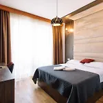 Hotel Platinum Lux