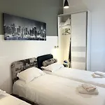 Orange Apartment 3