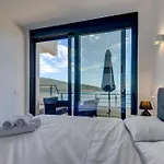 Sea Wave Apartment