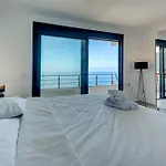 Sea Wave Apartment