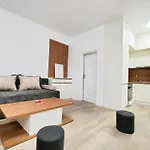 Korda Holiday Apartments