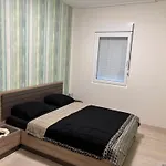 Aleksandar'S Delux Apartment