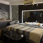 Apartment On The Day Bar