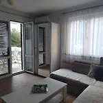 Apartman Lazar