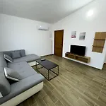 Adla Apartmani