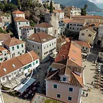 Old Town Apartment