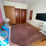 Family-Friendly 2-Bed With Private Beach And Pool