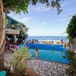 Vila Dora