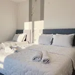 Apartments Fat E Jet - Pool & Breakfast