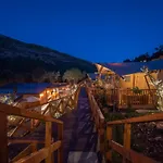 Sea Glamping