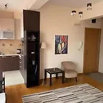 Couple Studio Pg