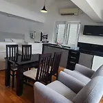 Dream Views Apartment