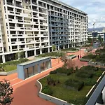 Urban Apartment Master Quart
