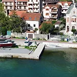 Waterfront Villa Magnolia