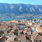 Montenegro Backpackers Home Kotor