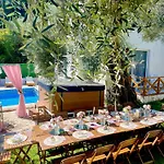 Eman Resort & Villas