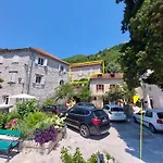 Bluemarine Rooms & Apartments