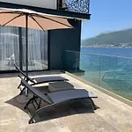 Beachfront Villa Pearl Of Adria