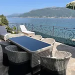 Beachfront Villa Pearl Of Adria