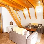 Hill View Chalets