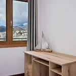 Cloud 9, Seaside Cliff Apartment