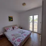 President - Modern 3-Bedroom Duplex