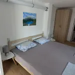 Isabella Apartmani U Blizini Rostilja